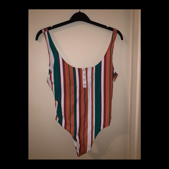 Bathing suit - Picture 1 of 3